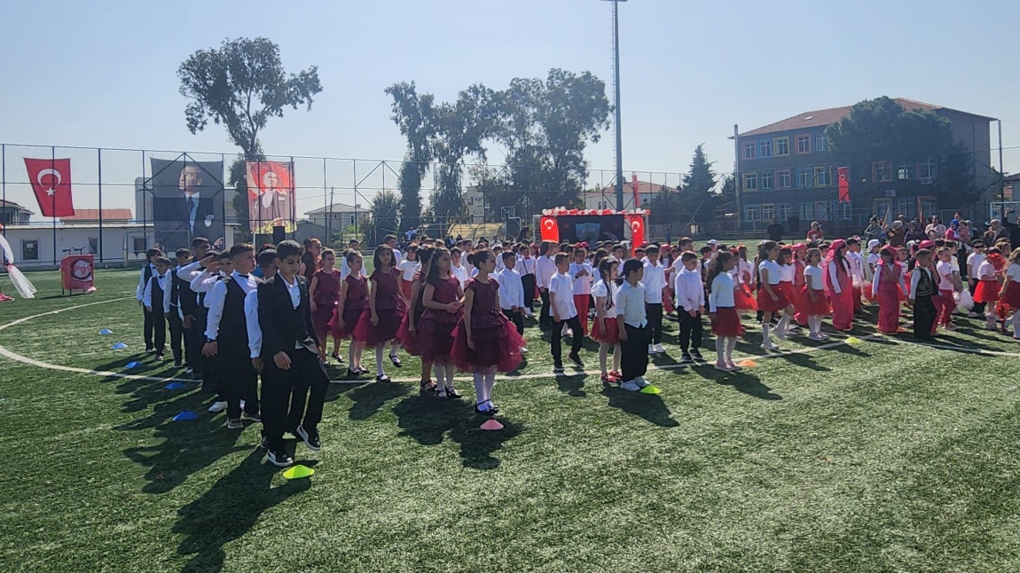 23 NİSAN ULUSAL EGEMENLİK VE ÇOCUK BAYRAMI OKULUMUZDA COŞKU İLE KUTLANDI
